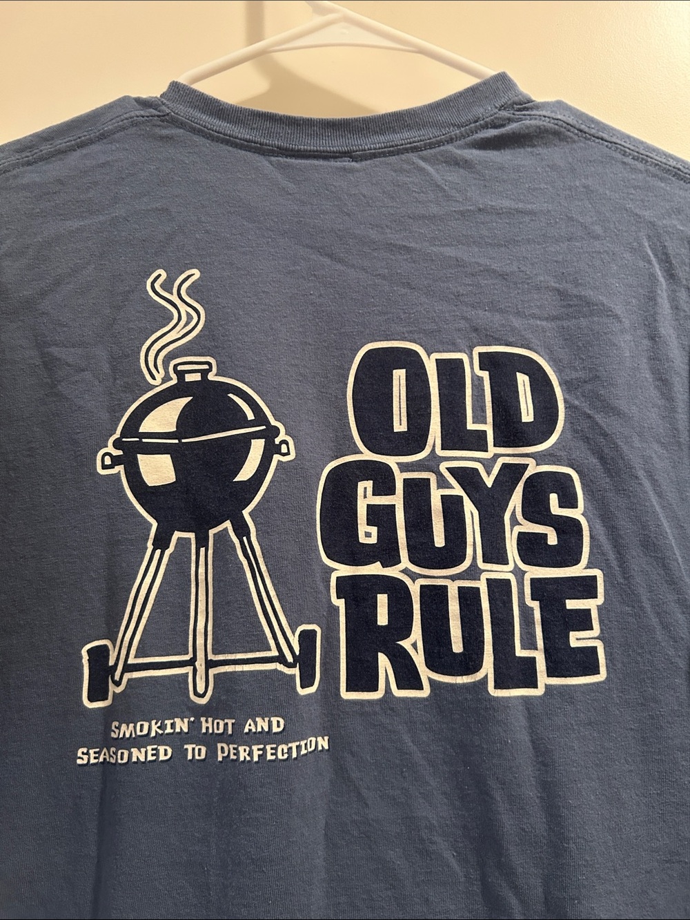 Old Guys Rule double sided BBQ Graphic crew T-Shirt short sleeve Men size L blue